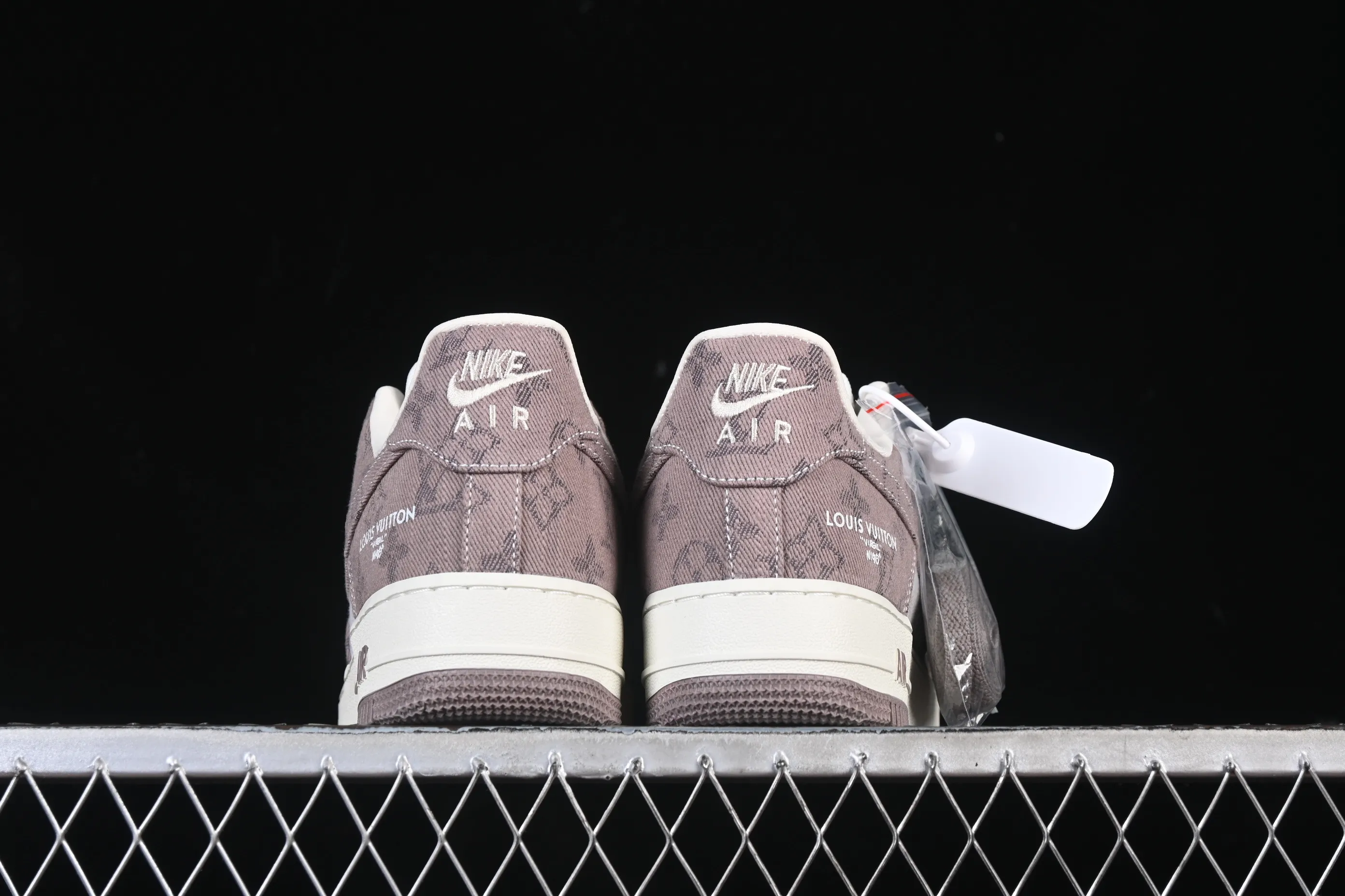 All categories Nk Air Force 1 Air Force series Nk Air Force 1 Low Air Force low-top Nike Air Force 1'07 Low LV joint gray Air Force 1 low-top casual sneakers YF9511-821